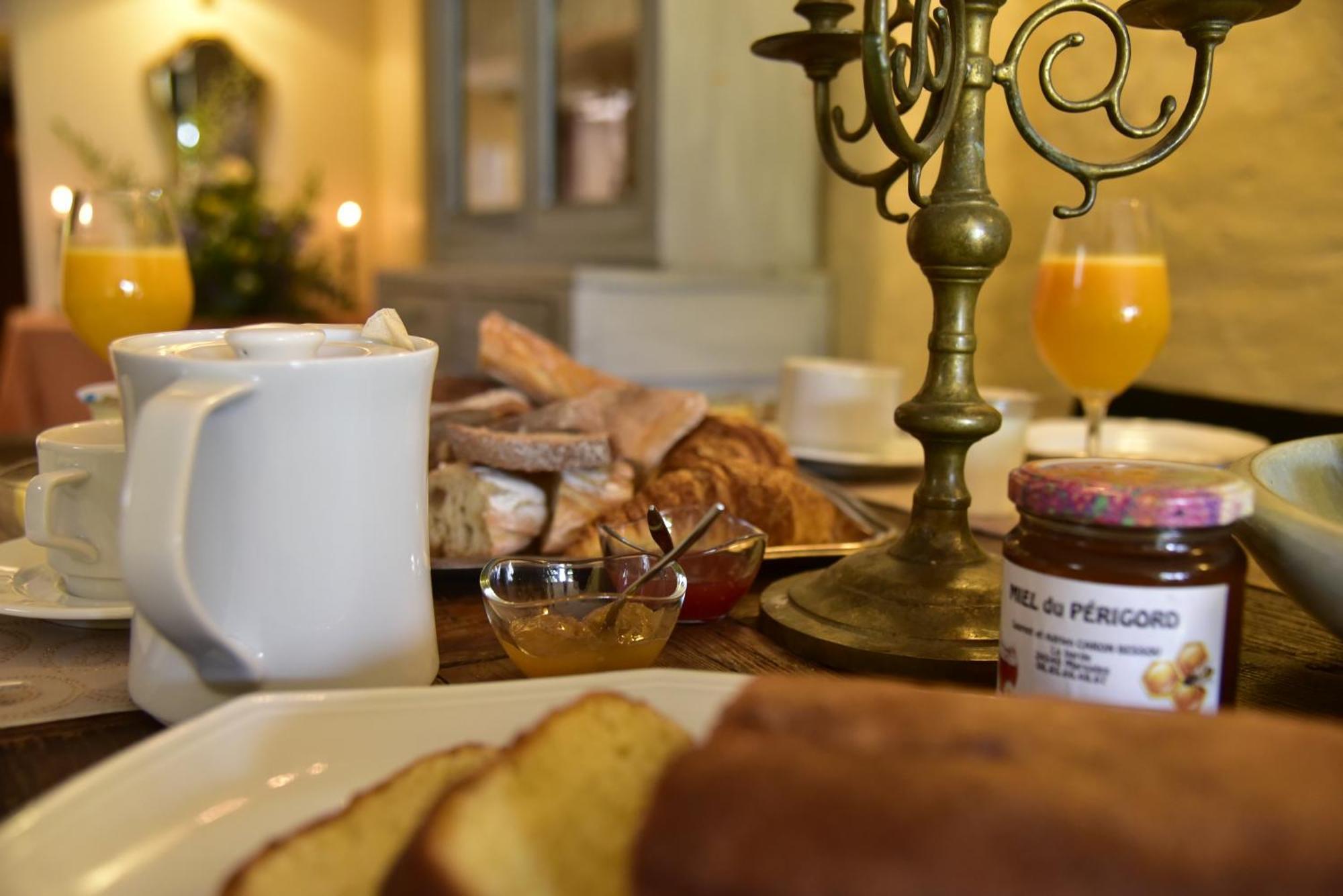 Logis Hotel Le Boudoir Belvès Εξωτερικό φωτογραφία