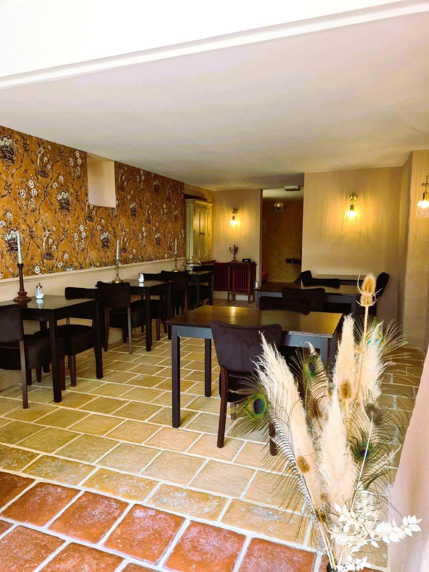 Logis Hotel Le Boudoir Belvès Εξωτερικό φωτογραφία