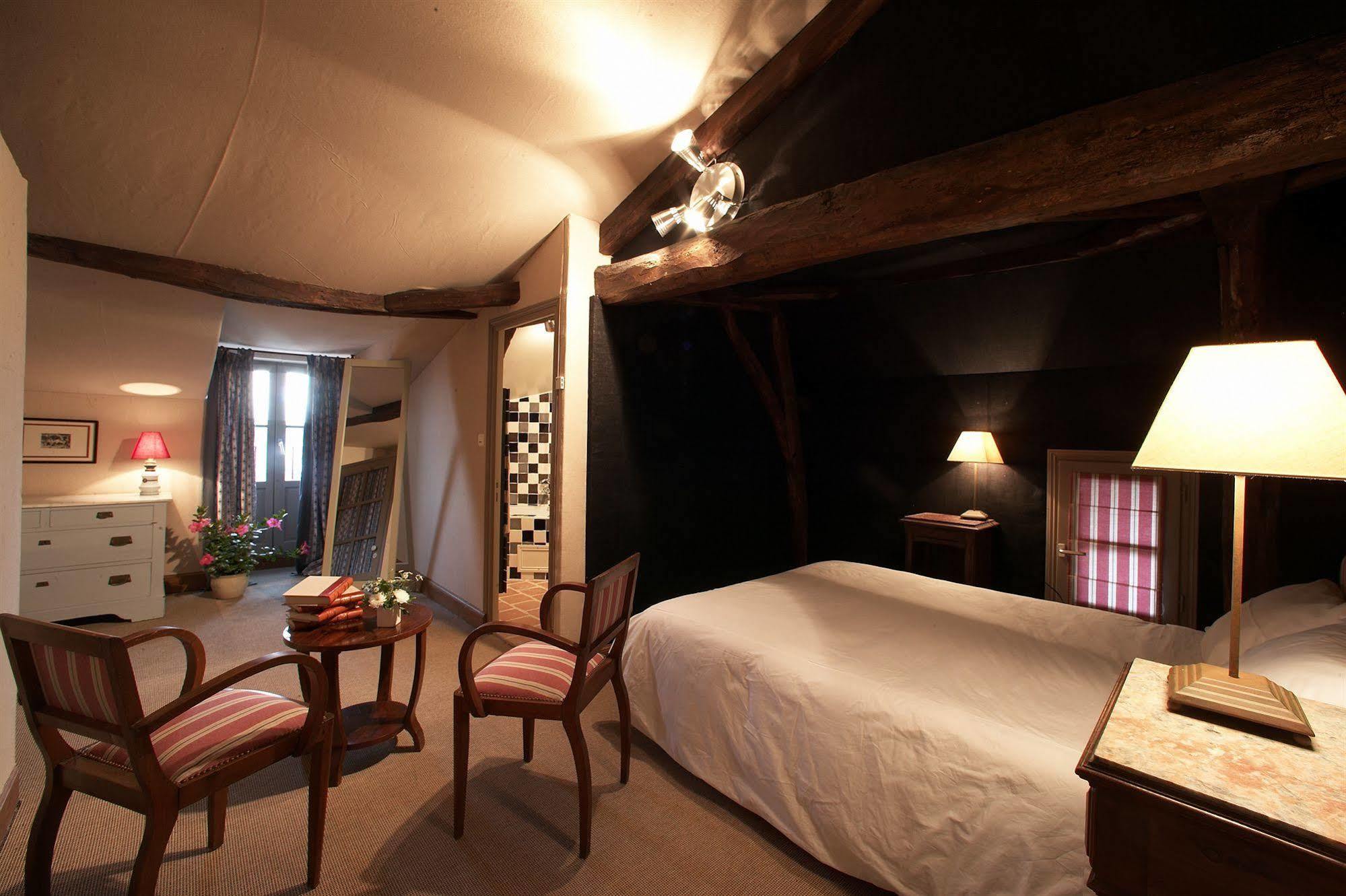 Logis Hotel Le Boudoir Belvès Εξωτερικό φωτογραφία